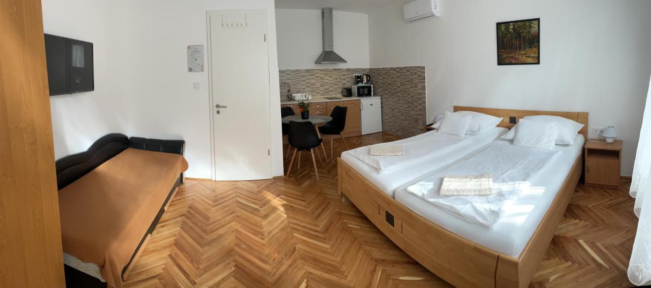 Bogoly Apartman Tokaj Exteriör bild